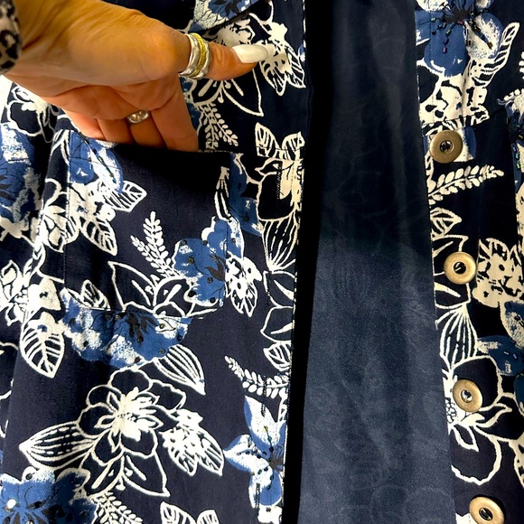 Sara Studio Pretty Blue White Floral Jacket/Blazer Size Large EUC - Picture 12 of 15